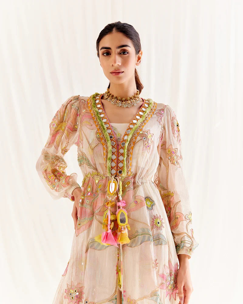 Shopaholic’s Dream Dive into The World Of Rangilo Fashion With Monika Nidhee