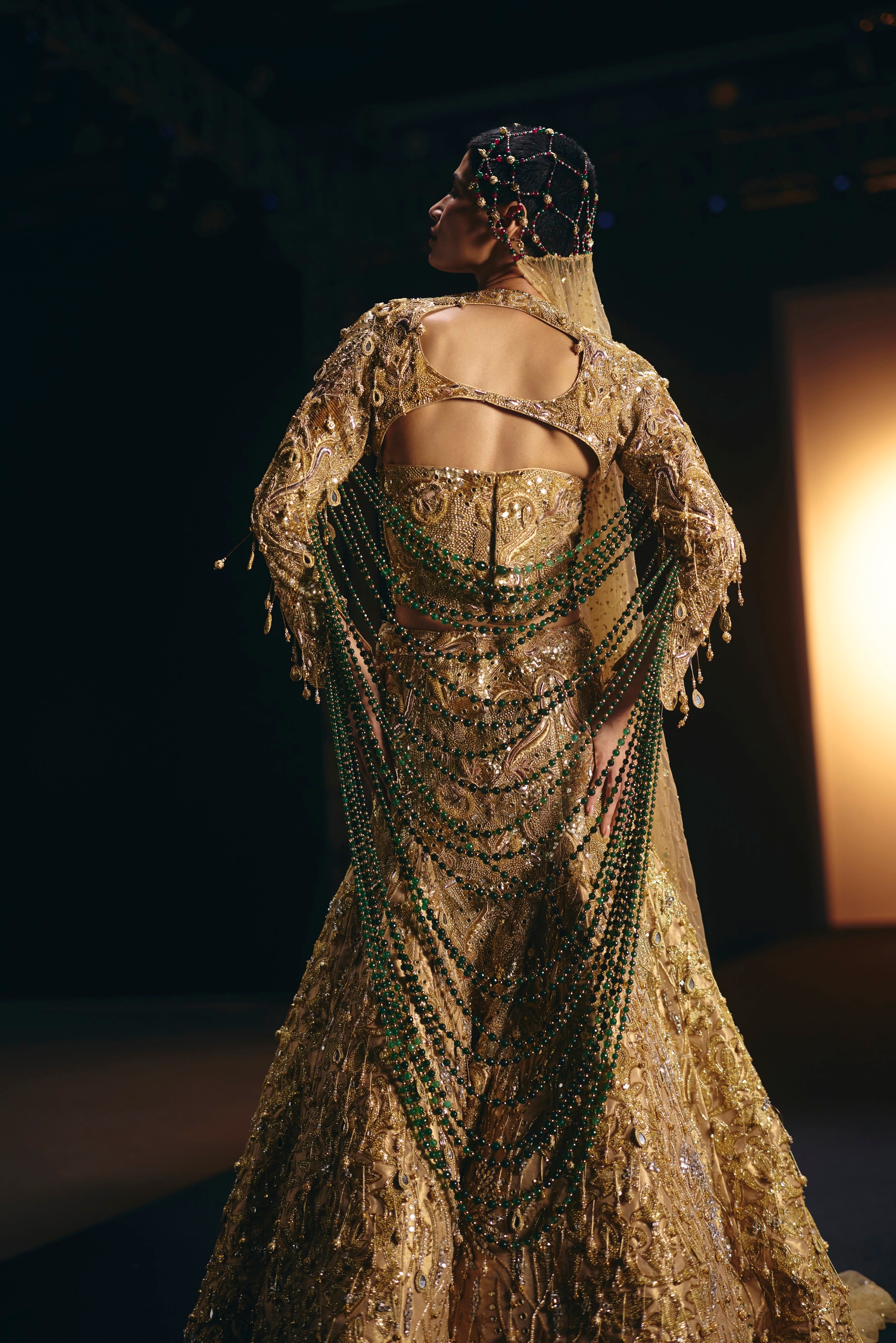 Look 1