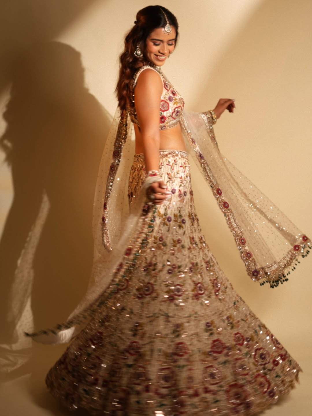 Riya Bhansali in Siyah